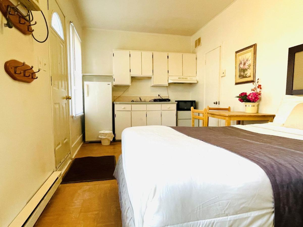 Motel Saint-Hilaire Mont-Saint-Hilaire Dış mekan fotoğraf