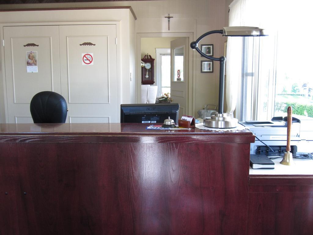 Motel Saint-Hilaire Mont-Saint-Hilaire Dış mekan fotoğraf
