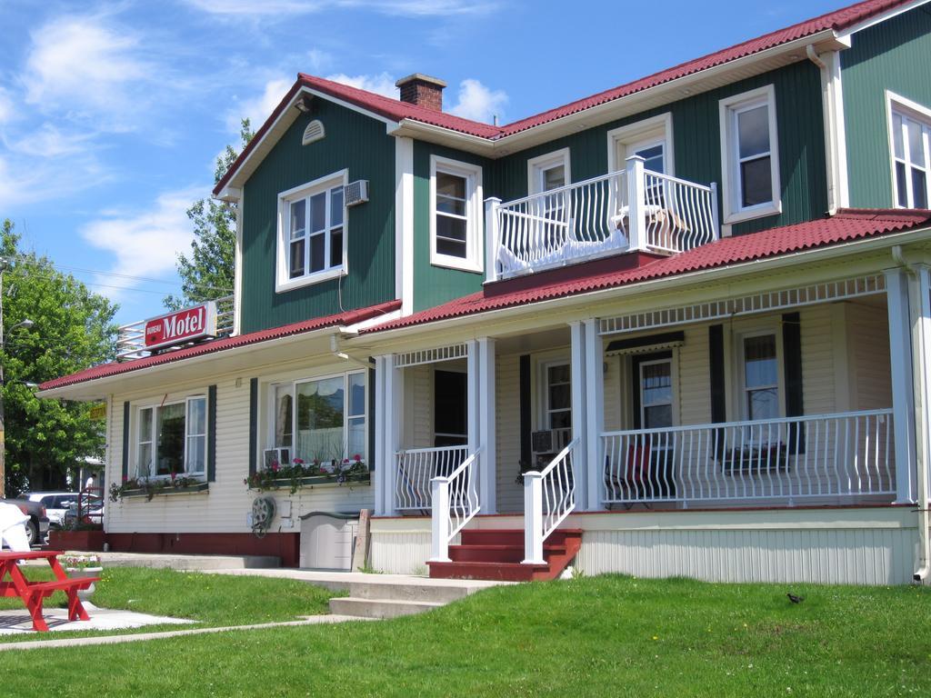 Motel Saint-Hilaire Mont-Saint-Hilaire Dış mekan fotoğraf