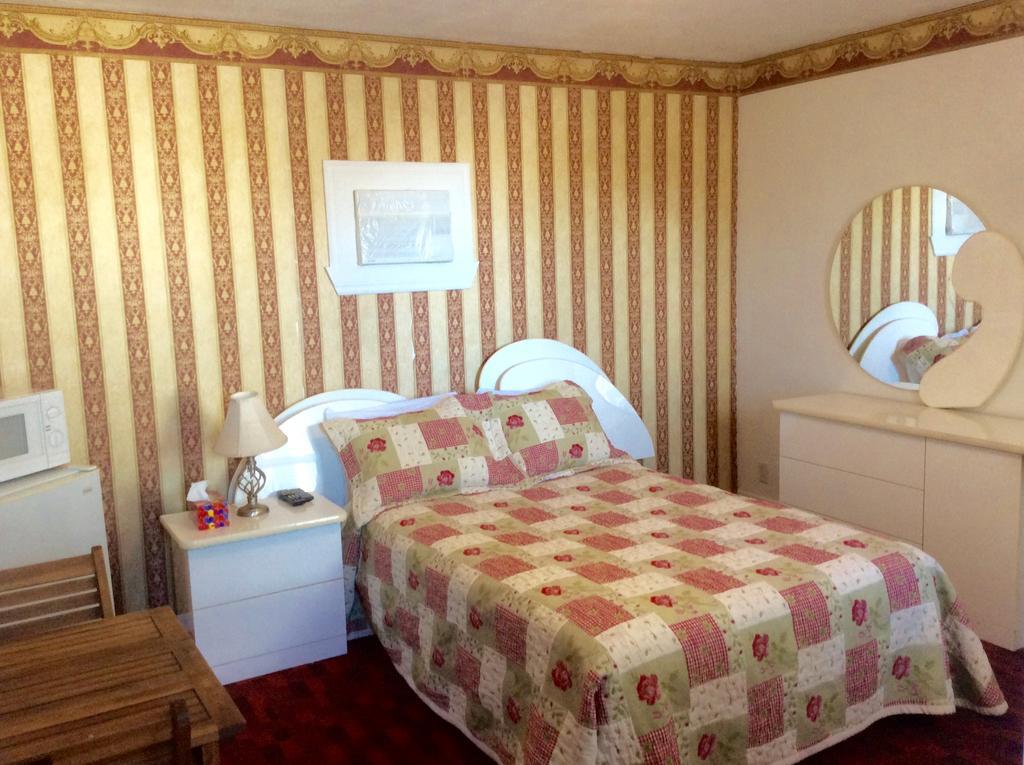 Motel Saint-Hilaire Mont-Saint-Hilaire Dış mekan fotoğraf